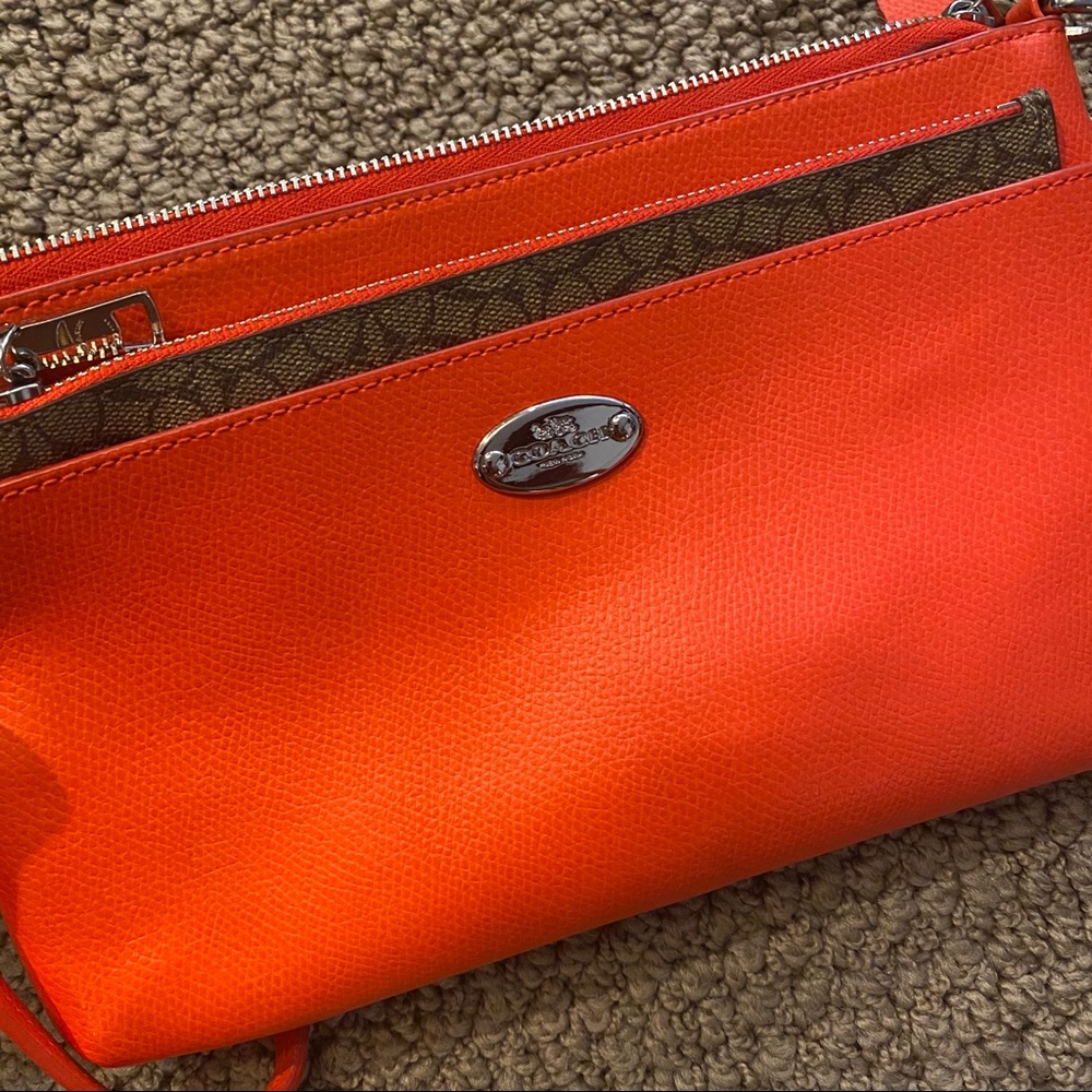 Coach clutch - Picture 2 of 8